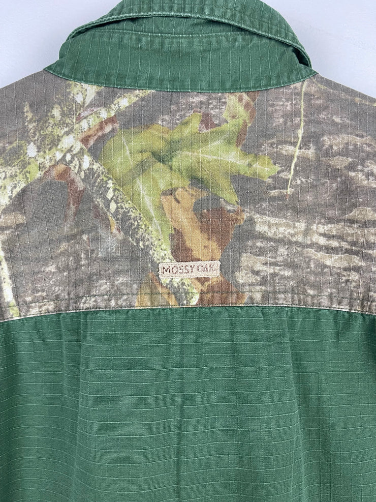 Vintage Mossy Oak Real Tree Camo & Green Button Up Long Sleeve Shirt