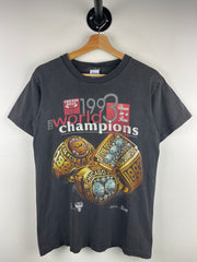 Vintage 90s NBA Salem Chicago Bulls Champions Rings Black Tee