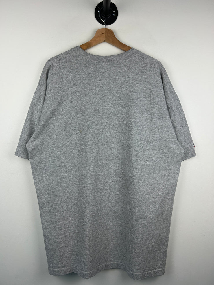 Vintage MLB Majestic Cleveland Indians Baseball Grey Tee