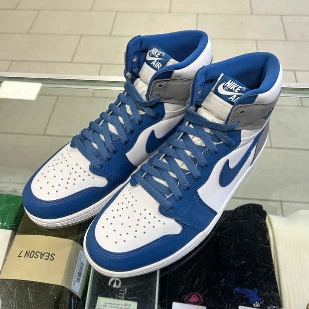 Jordan 1 True Blue