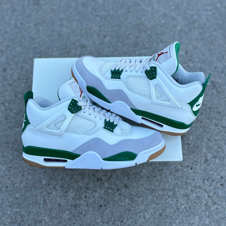 Jordan 4 SB Pine Green