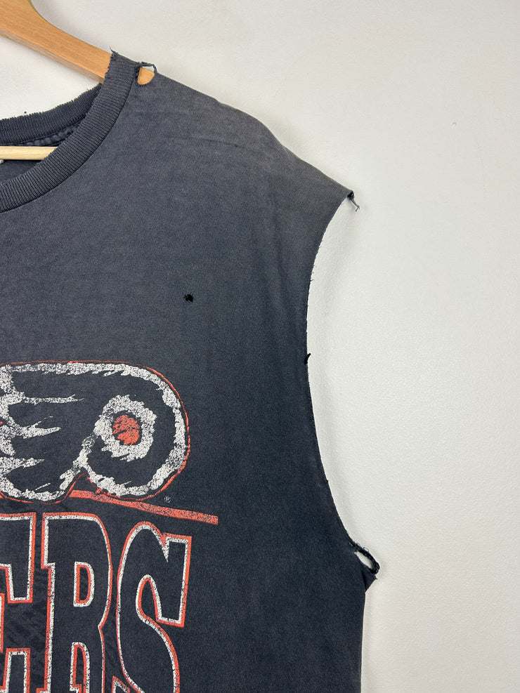 Vintage 90s NHL Philadelphia Flyers Black Thrashed Cut Off Tank Top
