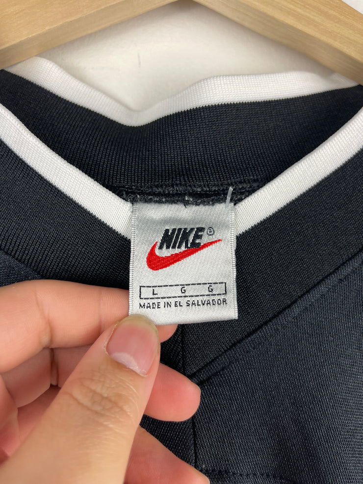 Vintage 90s Nike 00 White & Black Soccer Jersey