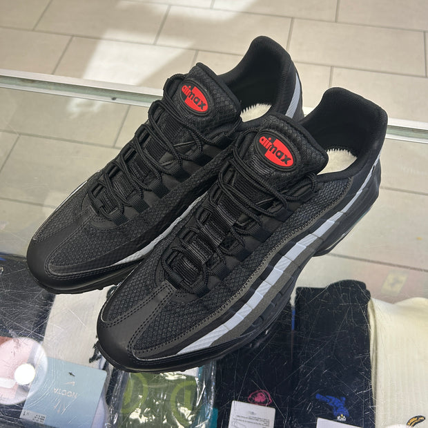 Nike Air Max 95 Ultra Black Picante Red 2023