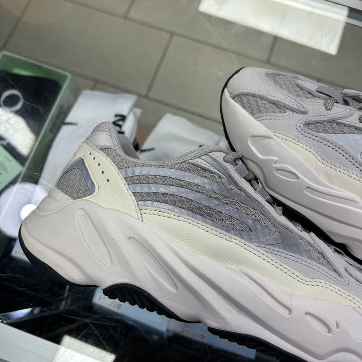 Adidas Yeezy 700 V2 Static