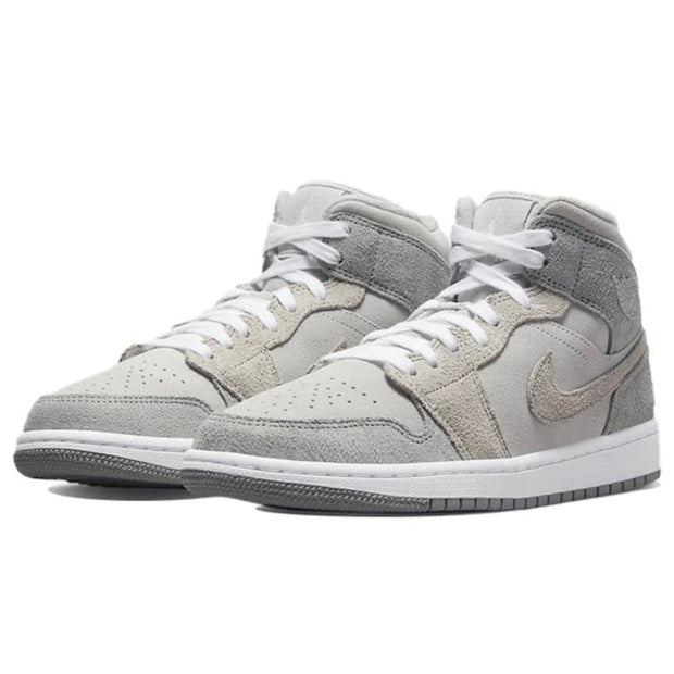 Jordan 1 Mid SE Particle Grey (W)