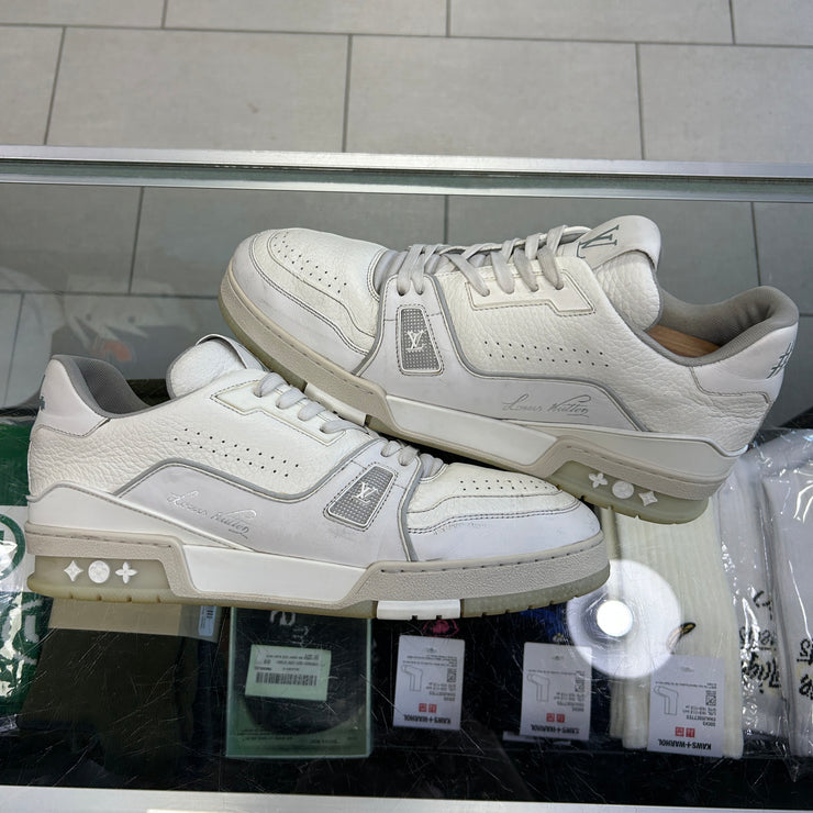 Louis Vuitton Trainer White Signature