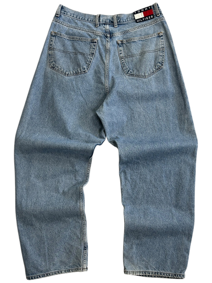 Vintage 90s Tommy Hilfiger Baggy Light Wash Blue Denim Jeans