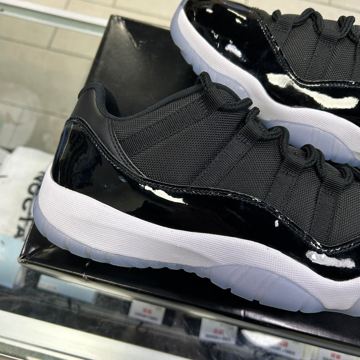 Jordan 11 Low Space Jam