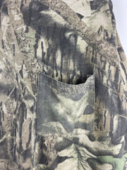 Vintage 90s Mossy Oak Real Tree Camo Pocket Tee