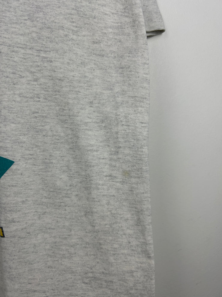 Vintage 90s NHL Nutmeg Anahiem Mighty Ducks Breakthrough Grey Tee