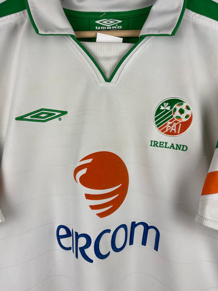 Vintage 2003-2005 Umbro Ireland National Football Team Away White Soccer Jersey