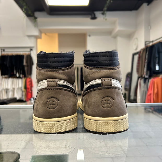 Jordan 1 Travis Scott Mocha