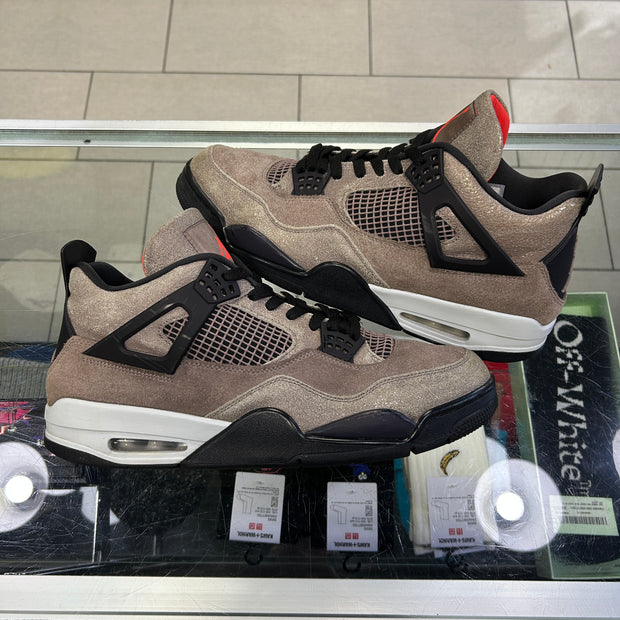 Jordan 4 Taupe Haze 2021