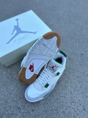 Jordan 4 SB Pine Green