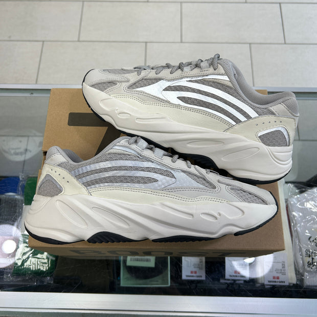 Yeezy 700 V2 Static