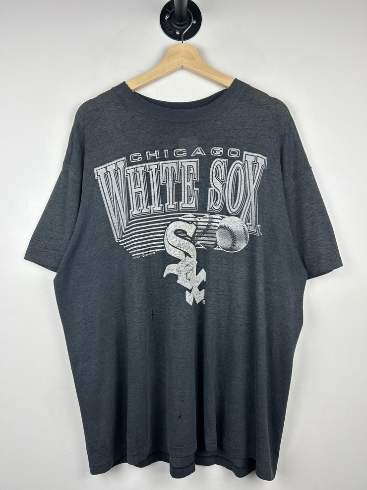 Vintage 90s MLB Logo 7 Chicago White Sox Faded Black Tee