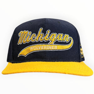 Vintage 90s Starter Michigan Wolverines Tail Sweep Script Navy Wool Snapback Hat