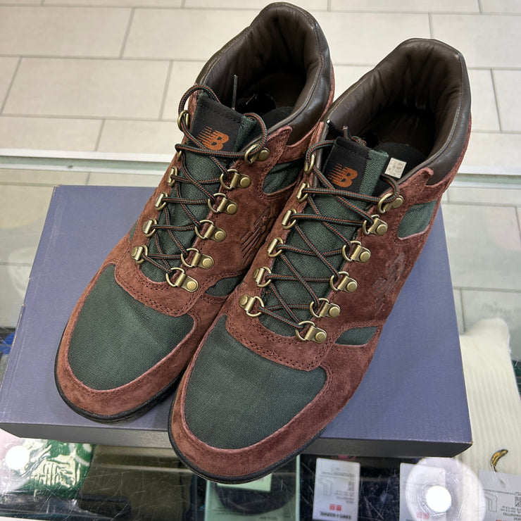 New Balance Rainier Brown