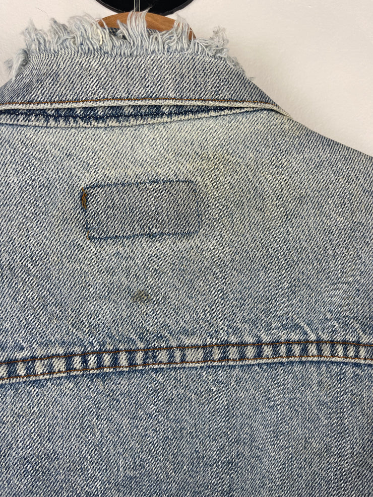 Vintage 90s Levis Faded Blue Denim Jacket