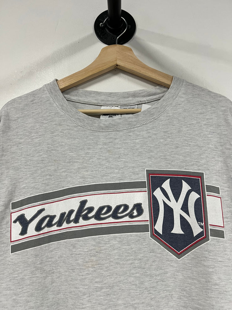 Vintage New York Yankees Spellout Grey Tee