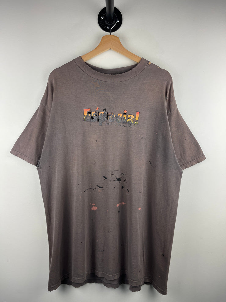Vintage 90s Especial Skateboards Thrashed Brown Tee