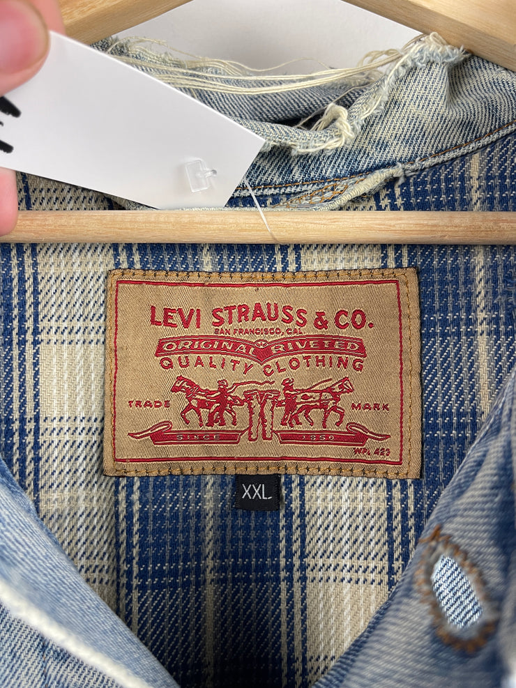 Vintage 90s Levis Blanket Lined Distressed Blue Denim Jacket