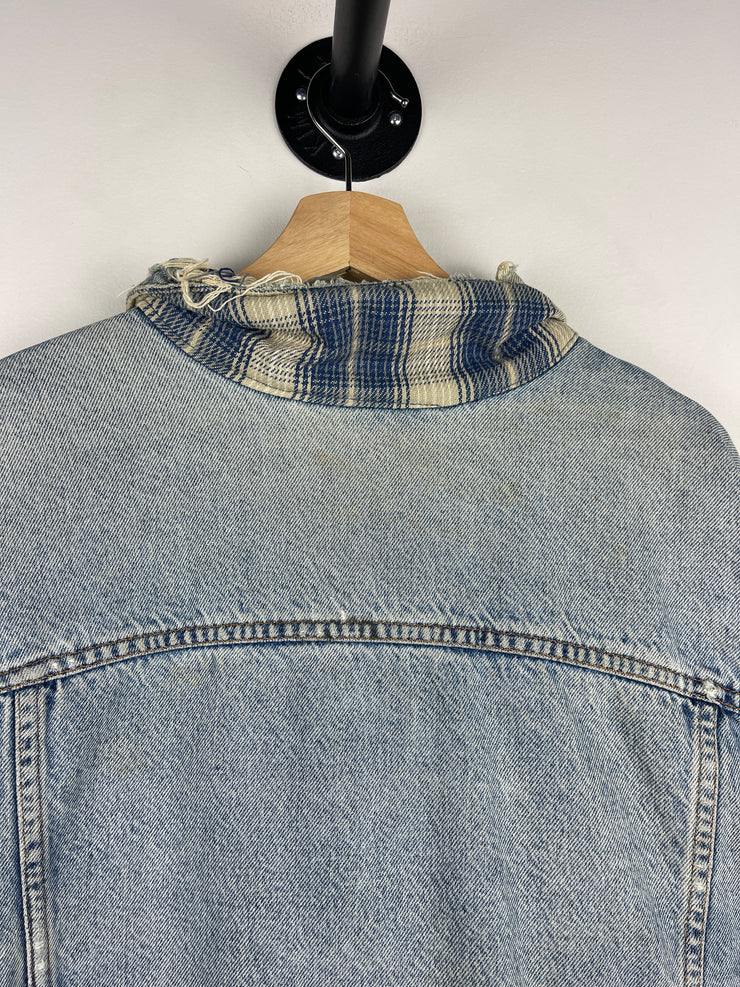 Vintage 90s Levis Blanket Lined Distressed Blue Denim Jacket