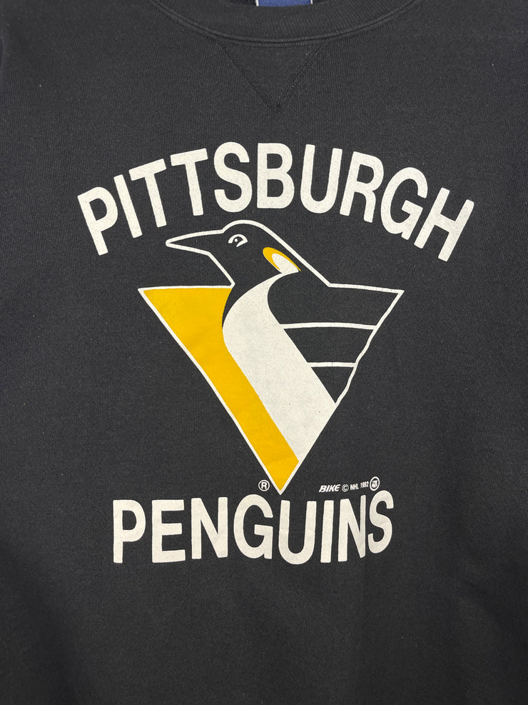 Vintage 90s NHL Pittsburgh Penguins Black Crewneck