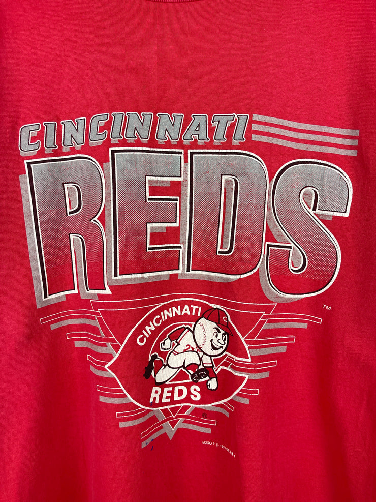 Vintage 90s MLB Logo 7 Cincinnati Reds Red Tee