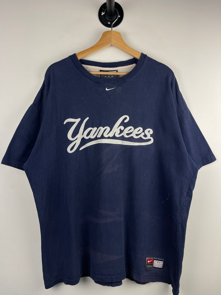 Vintage MLB Nike New York Yankees Middle Swoosh Embroidered Navy Tee