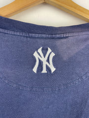 Vintage MLB Nike New York Yankees Middle Swoosh Embroidered Navy Tee